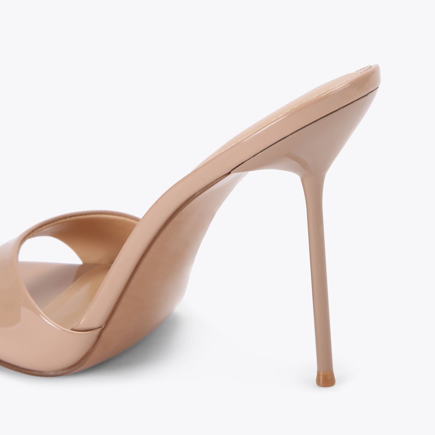 Davina Beige