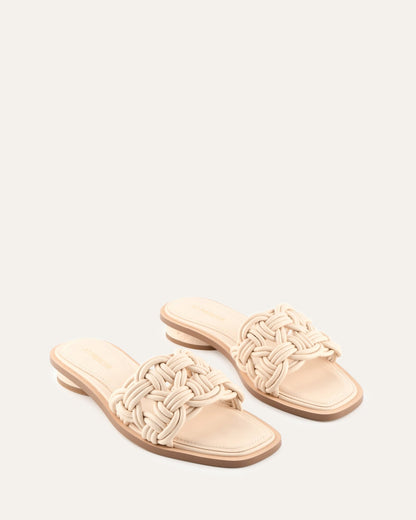CORTA FLAT SANDALS VANILLA LEATHER