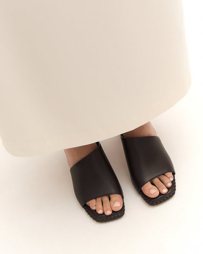 SIENNA MID HEEL SANDALS BITTER CHOC LEATHER