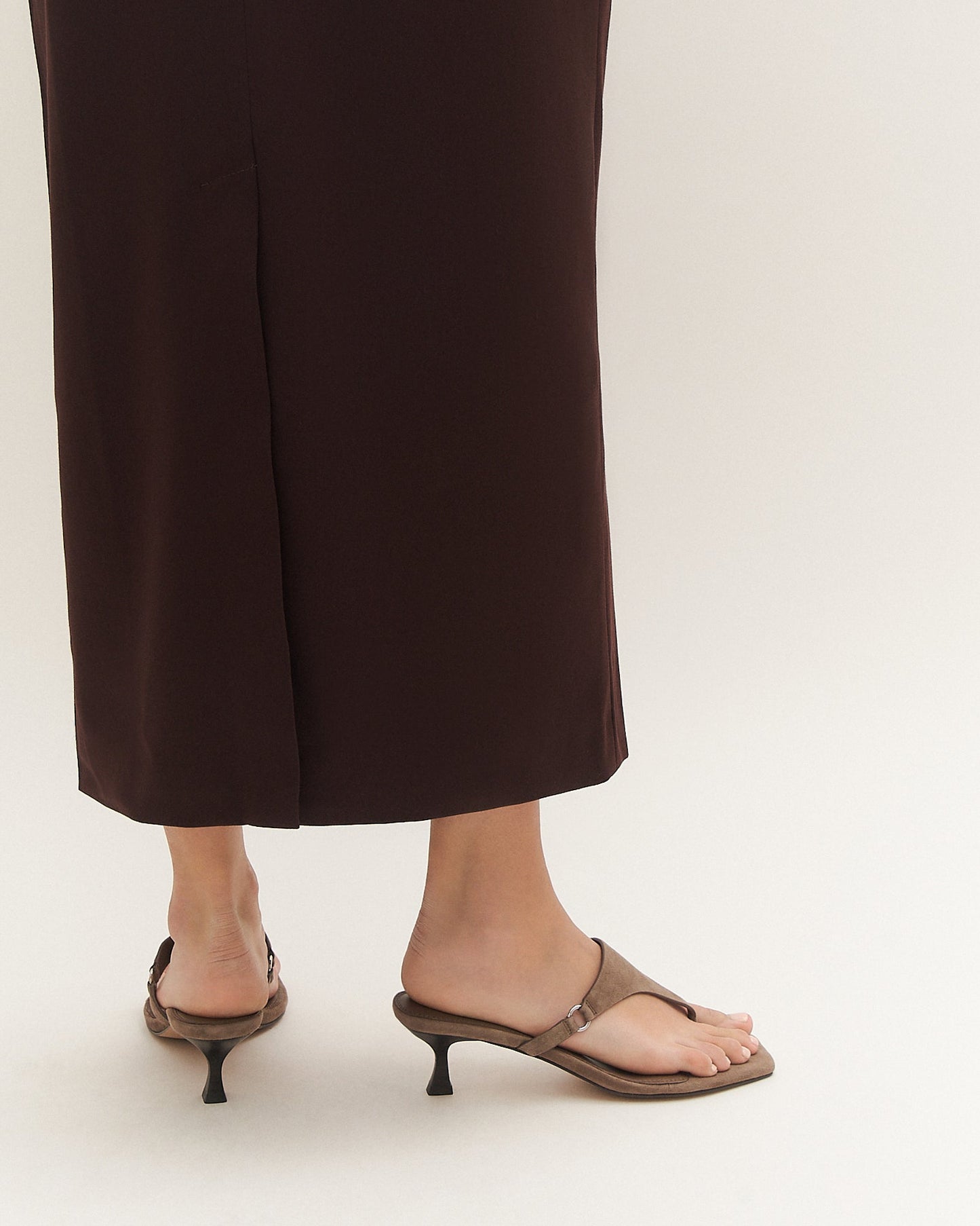 TOKEN LOW HEEL SANDALS ASH SUEDE