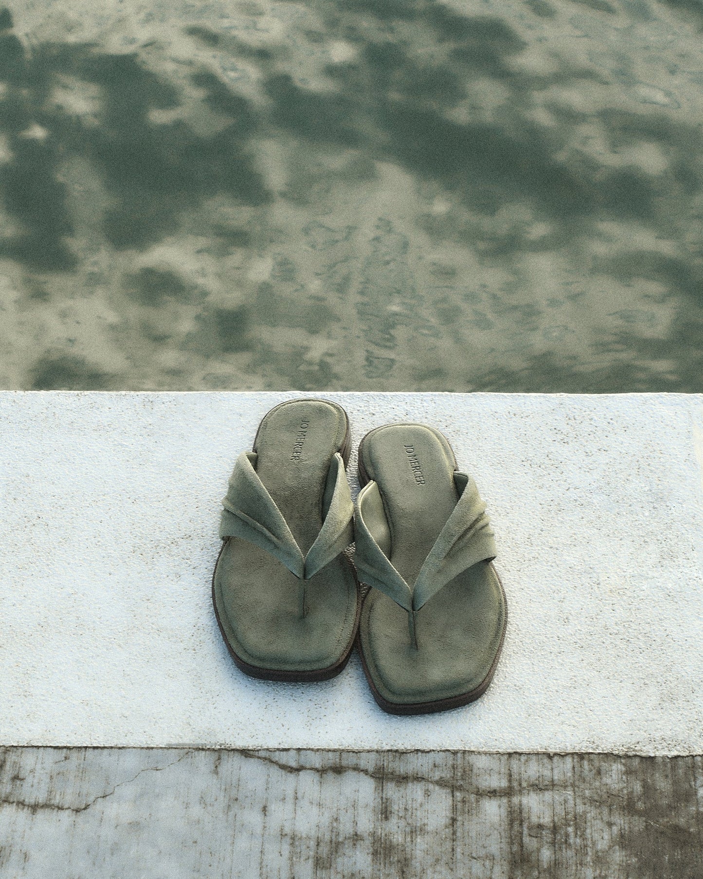 REGGIE FLAT SANDALS SAGE SUEDE