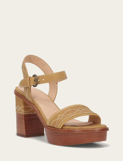 Pipa Woodstock Sandal